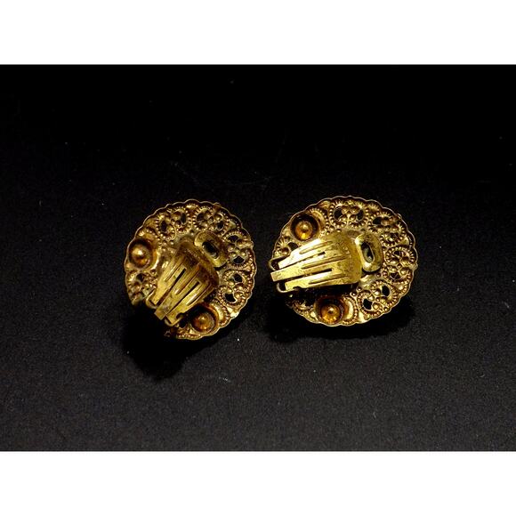 West Germany Art Glass Clip Earrings, Filigree Background, 1950s Vintage Jewelry - Picture 10 of 10